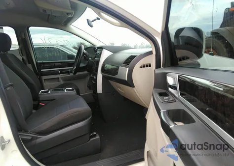 2010 Dodge Grand Caravan Sxt from USA, damaged, VIN 2D4RN5D1XAR145551